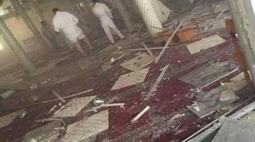 Βομβιστής αυτοκτονίας ανατινάχτηκε σε τζαμί στην Καμπούλ την ώρα που πιστοί προσεύχονταν – Τουλάχιστον 10 νεκροί